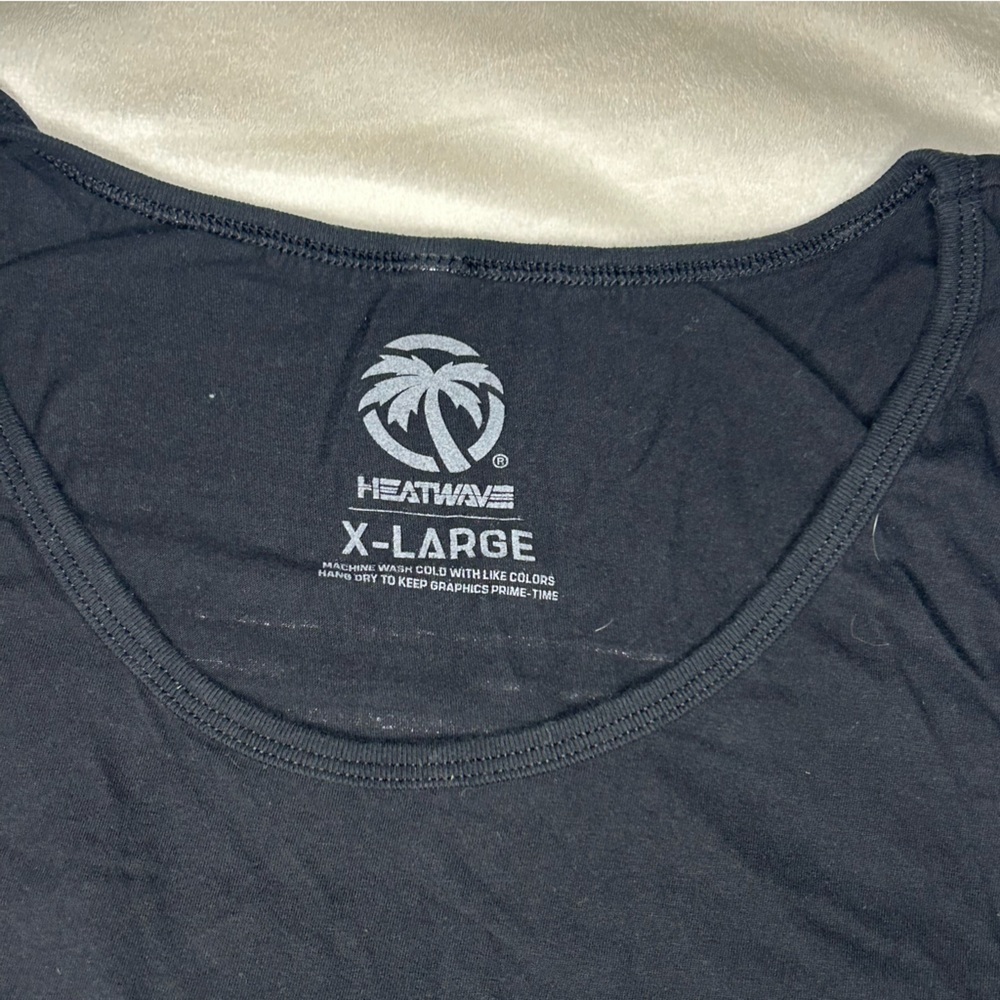 Heat wave visual men’s tank top size XL black used great condition white decal - Picture 5 of 7